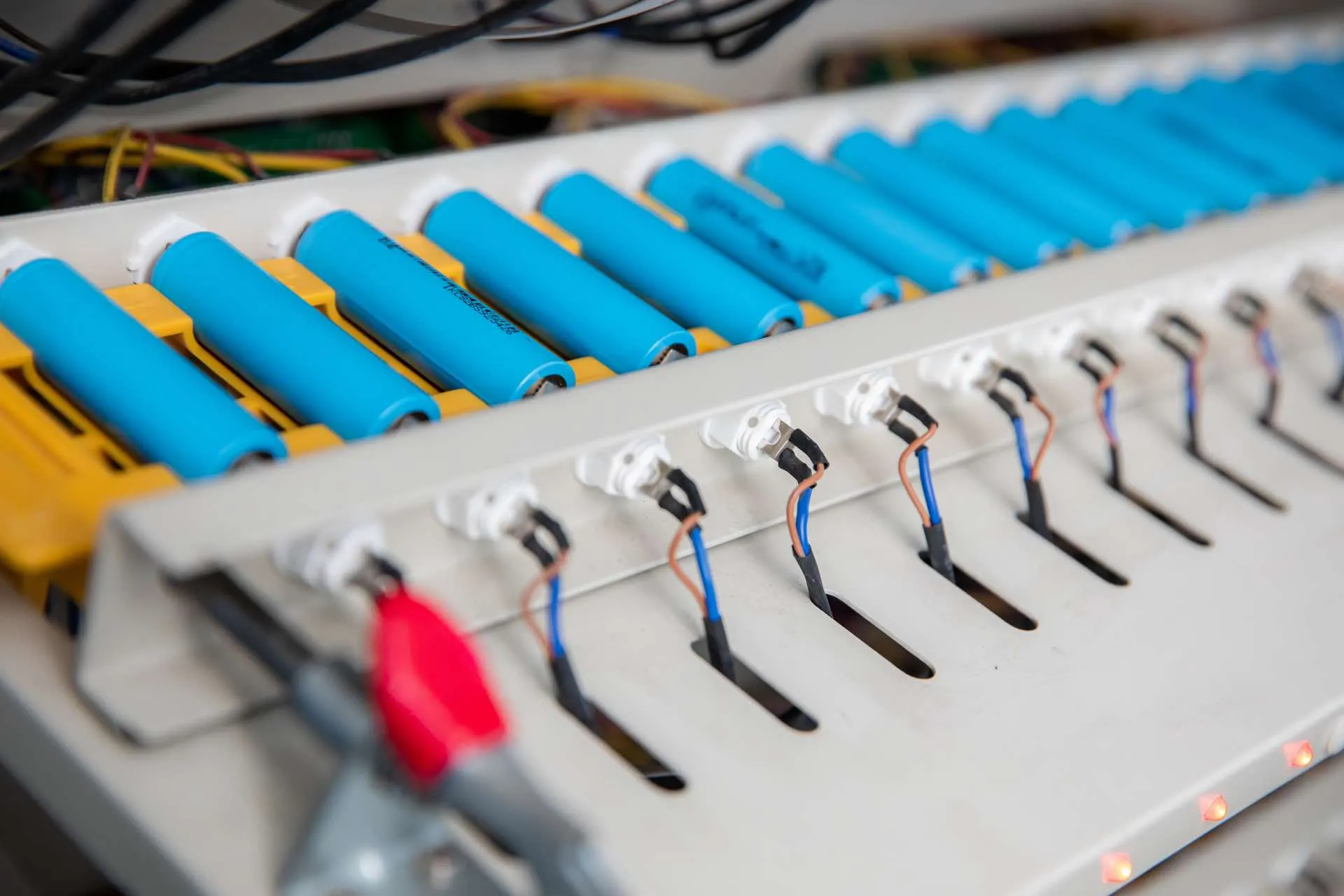 Передовая лаборатория контроля качества Lipower (4)